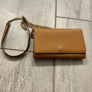 Tory Burch 😍 crossbody/ wallet